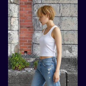 13レベルのベージュ