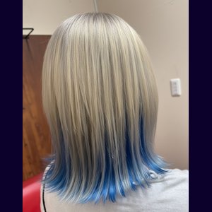 インナーカラーもトレンドだはなく定着したカラーデザイン