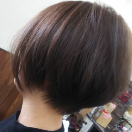 ドライカットでつくる人気のショートカット。スタイル画像