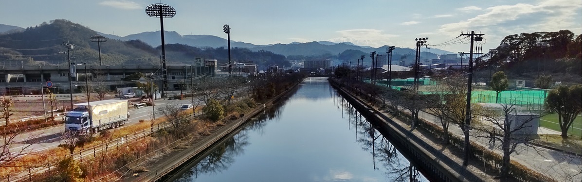 彦根旧港湾の水路